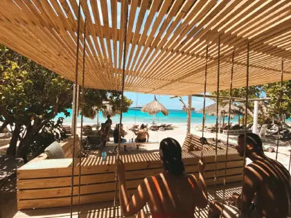 /book-tours/gallery-list/Miss-Ann-Klein-Curacao-3.jpeg